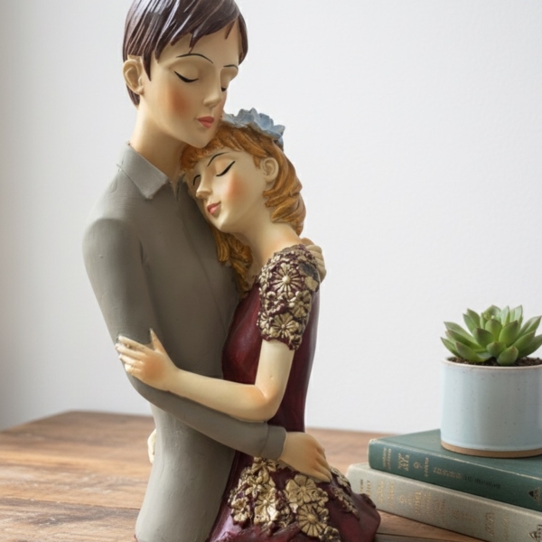 the forever love sculpted resin figurine